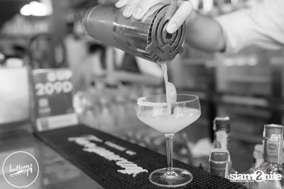 Saturday Night at BottomsUp, Thonglor — photo 55