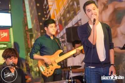 Saturday Night at BottomsUp, Thonglor — photo 75