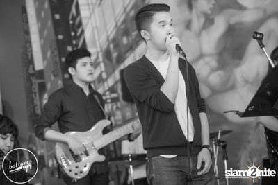 Saturday Night at BottomsUp, Thonglor — photo 76