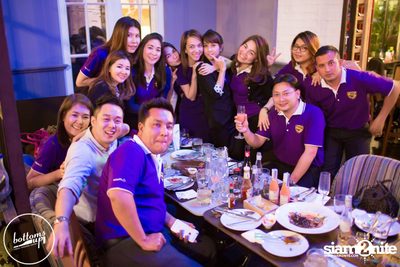 Friday Night at Wine, Beer & Bistro Bar BottomsUp Thonglor — photo 4