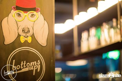 Friday Night at Wine, Beer & Bistro Bar BottomsUp Thonglor — photo 90