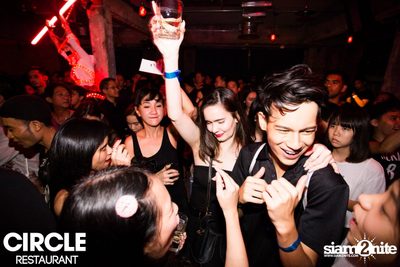 Kidnappers Concert at Circle Restaurant, Soi Ruamrudee — photo 159