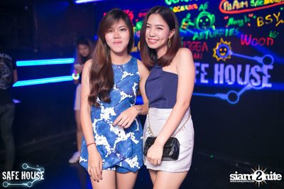 AE Tubbies นำเสนอ Single Light Blacklight Neon 2 — photo 29