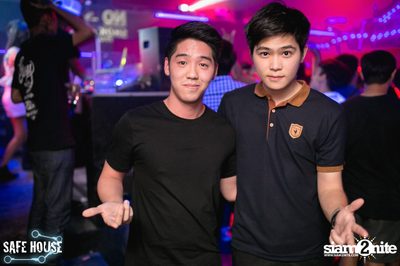 AE Tubbies นำเสนอ Single Light Blacklight Neon 2 — photo 55