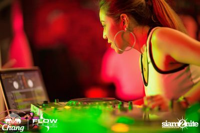 Chang Surf Bar Grand Opening Party on the 2nd floor of Flow House — photo 114