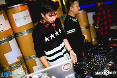 SYNCHR8NISM featuring Sherry Wang ที่ร้าน เซฟ เฮ้าส์ — photo 14