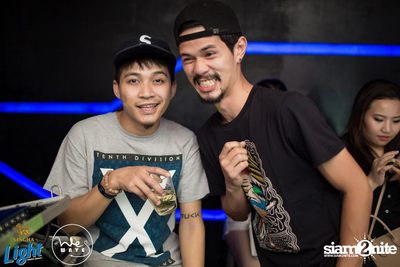 SYNCHR8NISM featuring Sherry Wang ที่ร้าน เซฟ เฮ้าส์ — photo 16