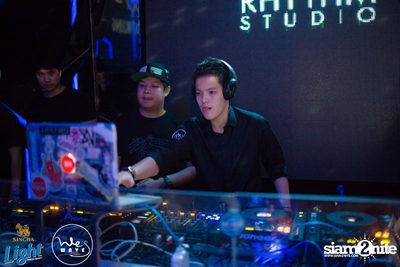 SYNCHR8NISM featuring Sherry Wang ที่ร้าน เซฟ เฮ้าส์ — photo 27