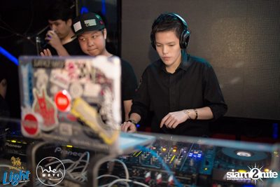 SYNCHR8NISM featuring Sherry Wang ที่ร้าน เซฟ เฮ้าส์ — photo 28