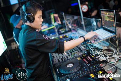 SYNCHR8NISM featuring Sherry Wang ที่ร้าน เซฟ เฮ้าส์ — photo 53