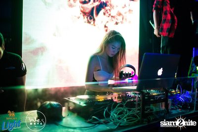 SYNCHR8NISM featuring Sherry Wang ที่ร้าน เซฟ เฮ้าส์ — photo 127