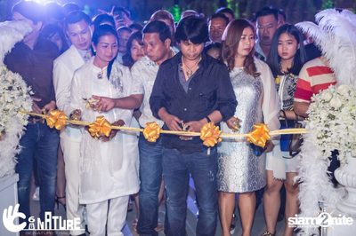 Grand Opening Party with POTATO at Signature Pub — photo 59
