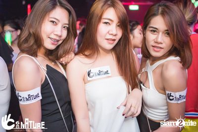 Grand Opening Party with POTATO at Signature Pub — photo 117