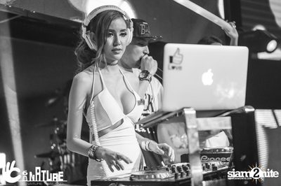 Grand Opening Party with POTATO at Signature Pub — photo 251