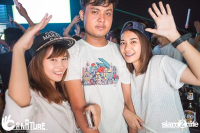 Grand Opening Party with POTATO at Signature Pub — photo 268