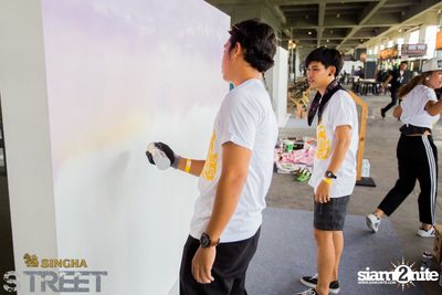 Singha S-treet with Yellow Fang, Sqweez Animal & Greasy Cafe — photo 12