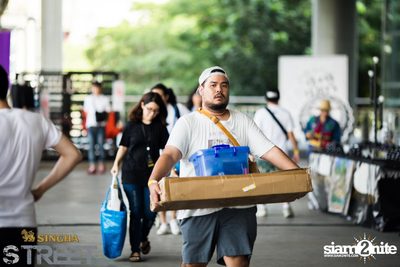 Singha S-treet with Yellow Fang, Sqweez Animal & Greasy Cafe — photo 46
