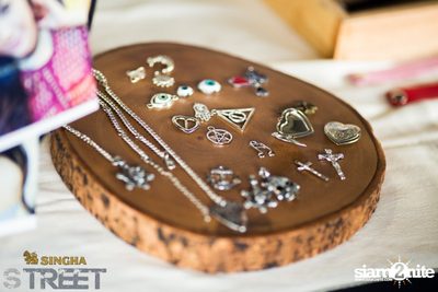 Singha S-treet with Yellow Fang, Sqweez Animal & Greasy Cafe — photo 50