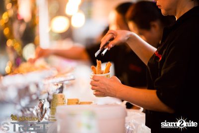 Singha S-treet with Yellow Fang, Sqweez Animal & Greasy Cafe — photo 202