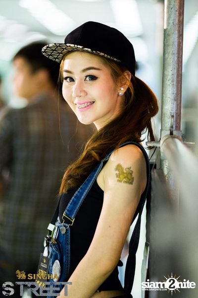 Singha S-treet with Yellow Fang, Sqweez Animal & Greasy Cafe — photo 208