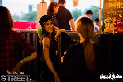 Singha S-treet with Yellow Fang, Sqweez Animal & Greasy Cafe — photo 213