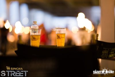 Singha S-treet with Yellow Fang, Sqweez Animal & Greasy Cafe — photo 214
