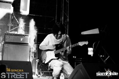 Singha S-treet with Yellow Fang, Sqweez Animal & Greasy Cafe — photo 253