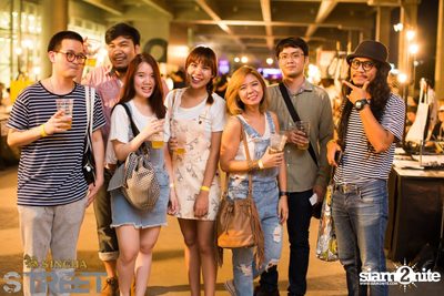 Singha S-treet with Yellow Fang, Sqweez Animal & Greasy Cafe — photo 265