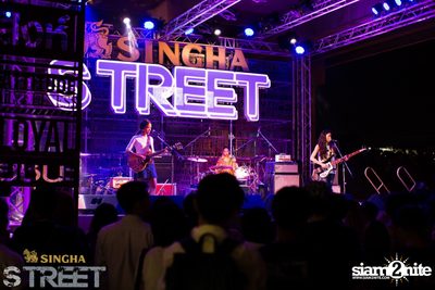 Singha S-treet with Yellow Fang, Sqweez Animal & Greasy Cafe — photo 269