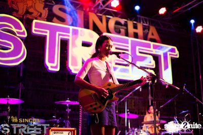 Singha S-treet with Yellow Fang, Sqweez Animal & Greasy Cafe — photo 291