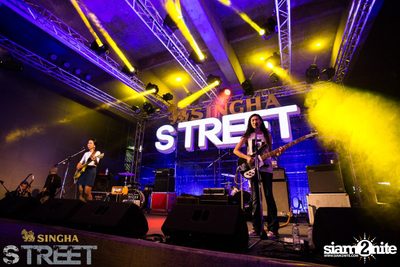 Singha S-treet with Yellow Fang, Sqweez Animal & Greasy Cafe — photo 303