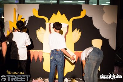 Singha S-treet with Yellow Fang, Sqweez Animal & Greasy Cafe — photo 315