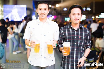Singha S-treet with Yellow Fang, Sqweez Animal & Greasy Cafe — photo 335