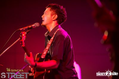 Singha S-treet with Yellow Fang, Sqweez Animal & Greasy Cafe — photo 342