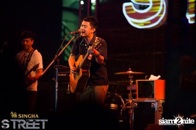 Singha S-treet with Yellow Fang, Sqweez Animal & Greasy Cafe — photo 345