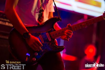 Singha S-treet with Yellow Fang, Sqweez Animal & Greasy Cafe — photo 348