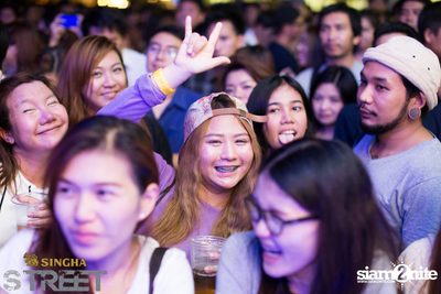 Singha S-treet with Yellow Fang, Sqweez Animal & Greasy Cafe — photo 354