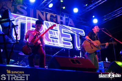 Singha S-treet with Yellow Fang, Sqweez Animal & Greasy Cafe — photo 359