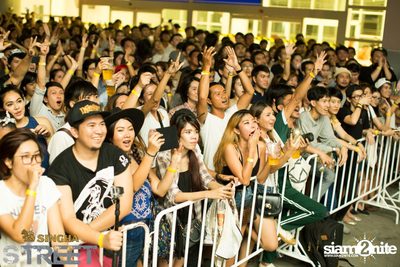 Singha S-treet with Yellow Fang, Sqweez Animal & Greasy Cafe — photo 365