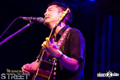 Singha S-treet with Yellow Fang, Sqweez Animal & Greasy Cafe — photo 378