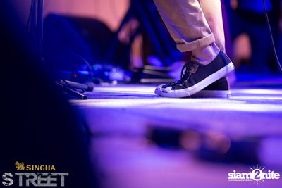 Singha S-treet with Yellow Fang, Sqweez Animal & Greasy Cafe — photo 380