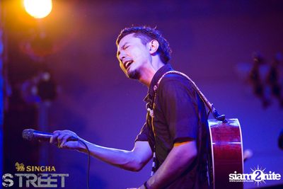 Singha S-treet with Yellow Fang, Sqweez Animal & Greasy Cafe — photo 386