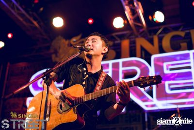 Singha S-treet with Yellow Fang, Sqweez Animal & Greasy Cafe — photo 397