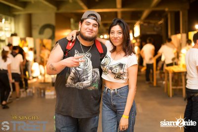 Singha S-treet with Yellow Fang, Sqweez Animal & Greasy Cafe — photo 415