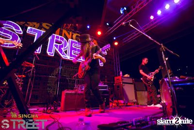 Singha S-treet with Yellow Fang, Sqweez Animal & Greasy Cafe — photo 438