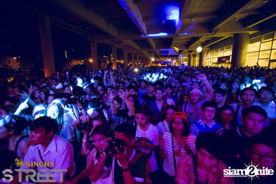 Singha S-treet with Yellow Fang, Sqweez Animal & Greasy Cafe — photo 441