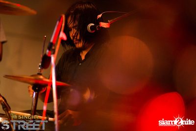 Singha S-treet with Yellow Fang, Sqweez Animal & Greasy Cafe — photo 455