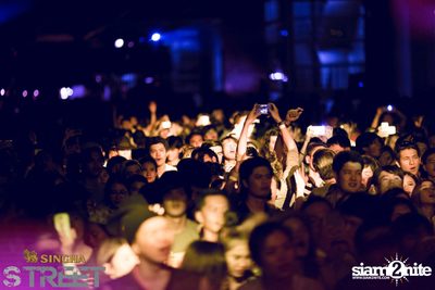 Singha S-treet with Yellow Fang, Sqweez Animal & Greasy Cafe — photo 457