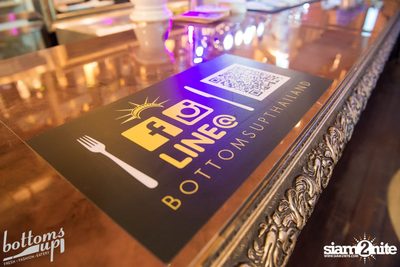 ปาร์ตี้คืนวันเสาร์ ที่ร้าน บ็อทท่อมส์ อัพ, ทองหล่อ — photo 8