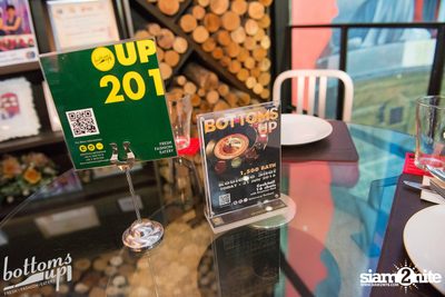 ปาร์ตี้คืนวันเสาร์ ที่ร้าน บ็อทท่อมส์ อัพ, ทองหล่อ — photo 13
